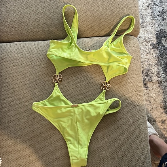 CULT GAIA FRANCES ONE PIECE - Picture 8 of 8